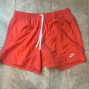 Men’s Nike Orange workout shorts NWT XXL